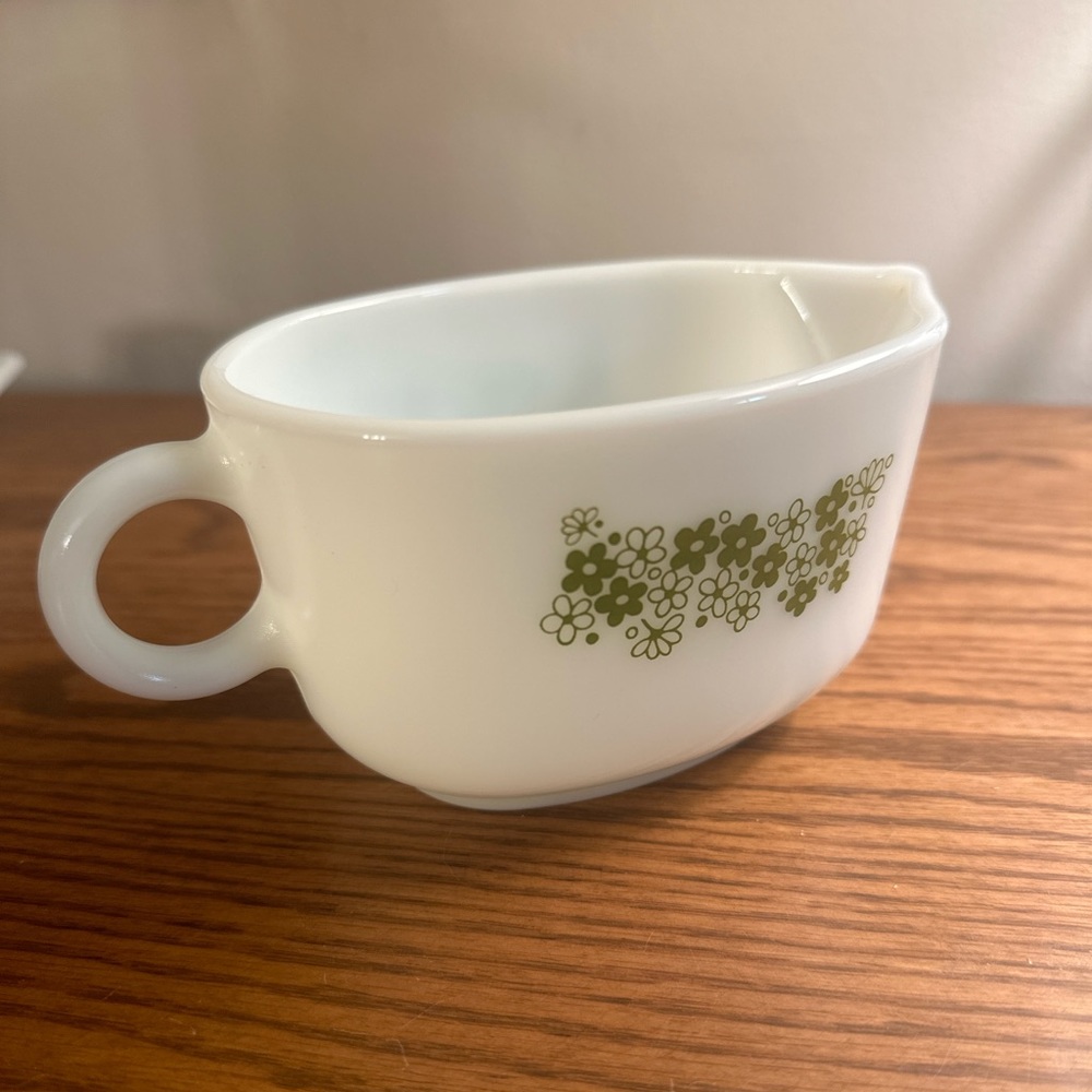 Vintage Pyrex Spring Blossom Crazy Daisy Gravy Boat Only